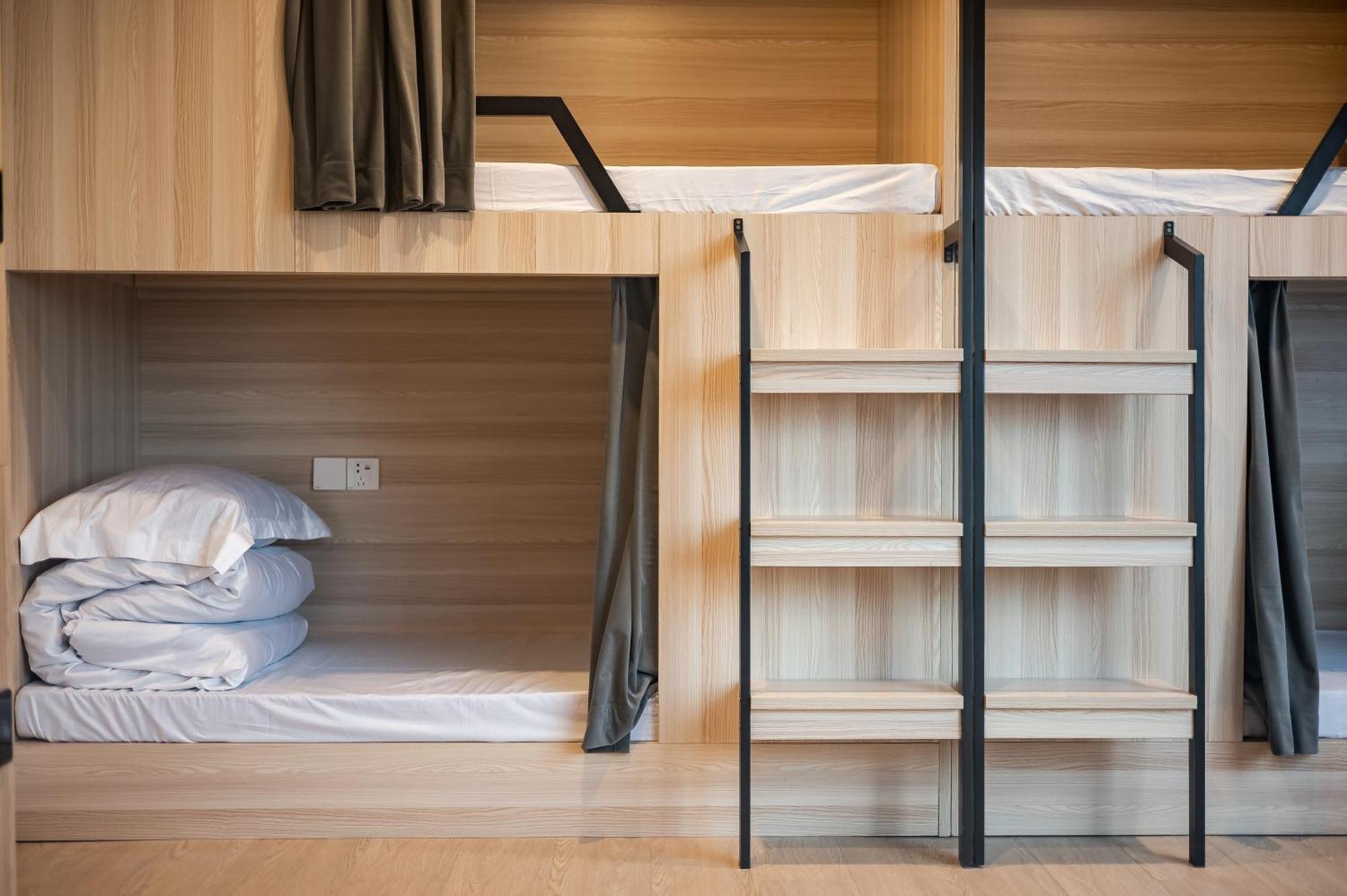 Dayin International Youth Hostel -Near People'S Square & Old Town -Social Area -Bar -Cafe -Gym -Free Laundry Luggage Storage -24H Front Desk -English Service Shanghái Exterior foto