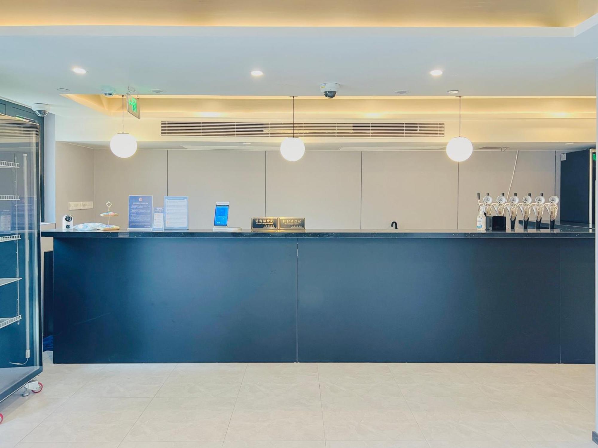 Dayin International Youth Hostel -Near People'S Square & Old Town -Social Area -Bar -Cafe -Gym -Free Laundry Luggage Storage -24H Front Desk -English Service Shanghái Exterior foto